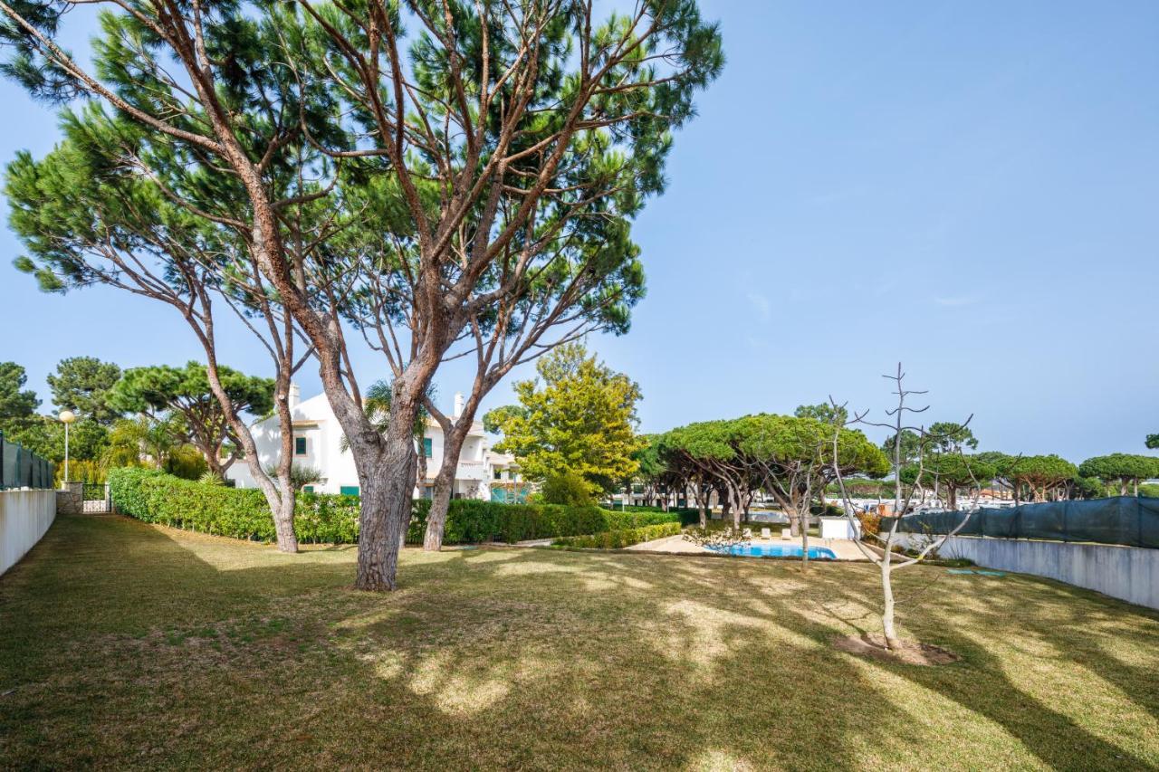 Falesia Beach Villa By The Portuguese Butler Olhos de Agua  Luaran gambar